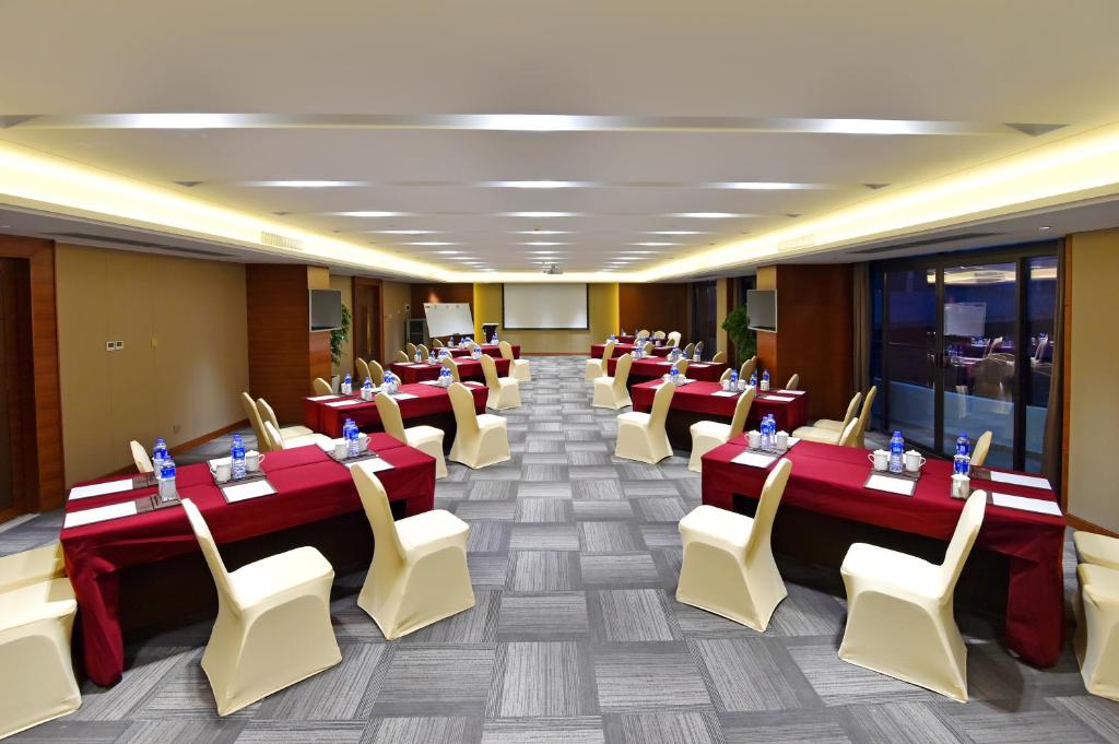 Konferenční prostory v ubytování Grand Skylight International Hotel Huizhou