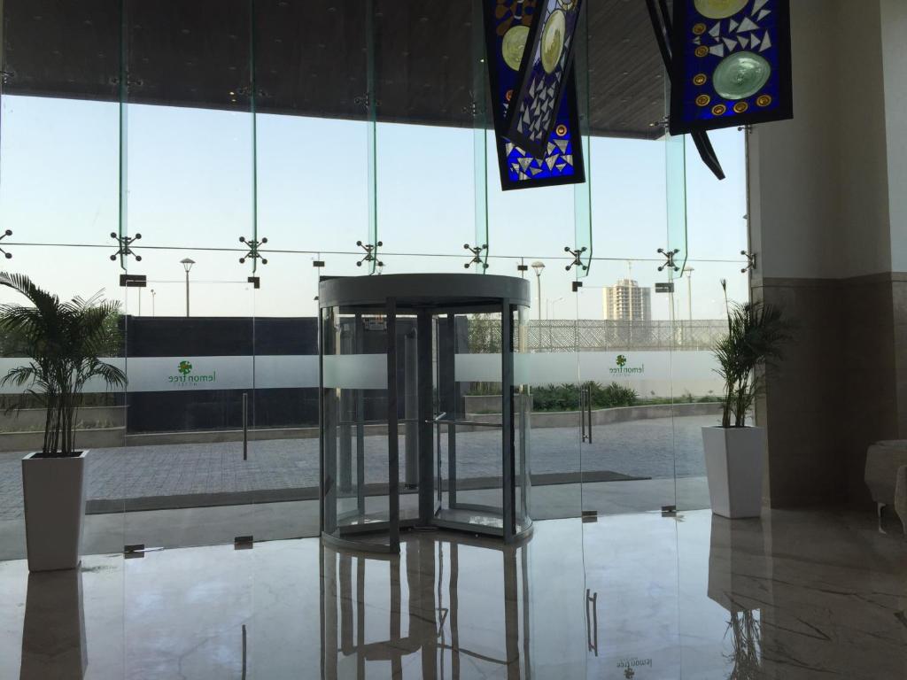 Fotografie z fotogalerie ubytování Lemon Tree Hotel, Sector 60, Gurugram v destinaci Gurgáon