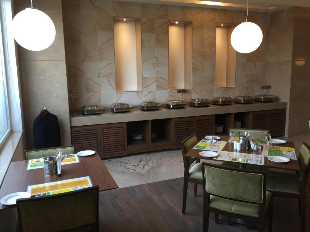 Fotografie z fotogalerie ubytování Lemon Tree Hotel, Sector 60, Gurugram v destinaci Gurgáon