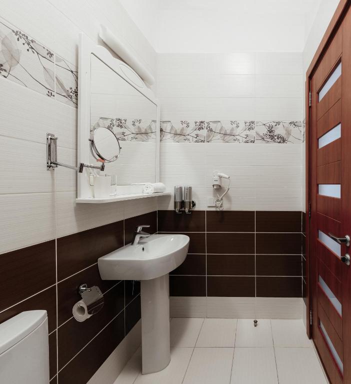 Koupelna v ubytování NoName Hotel Odessa