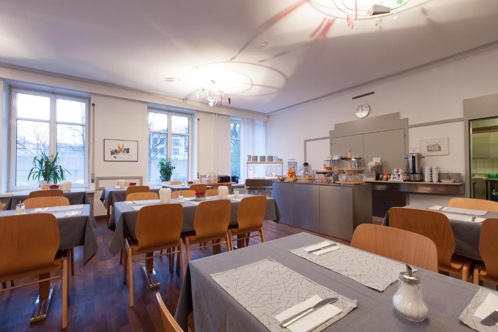 Hotel Alpha - Resim 17