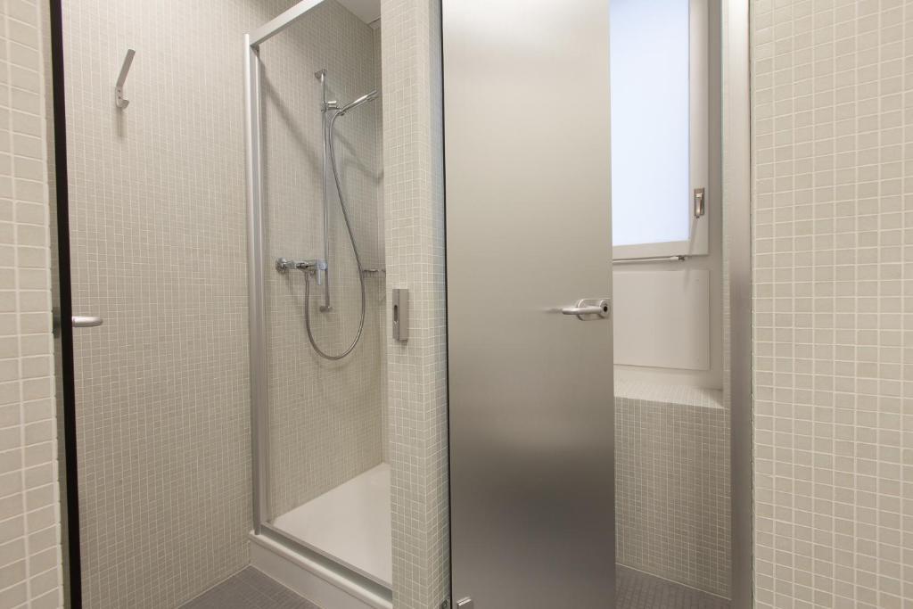 Hotel Alpha - Resim 8