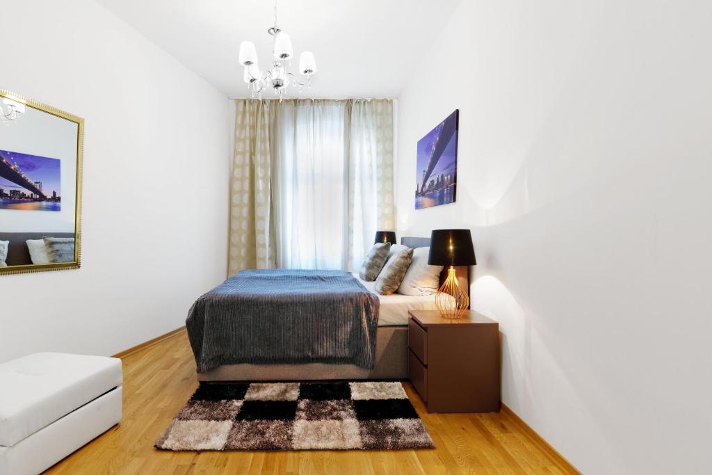 Grand Central Mitte Apartment - Deluxe Apartment