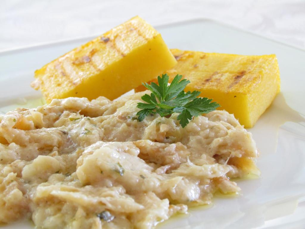 Jídlo v hotelu nebo okolí