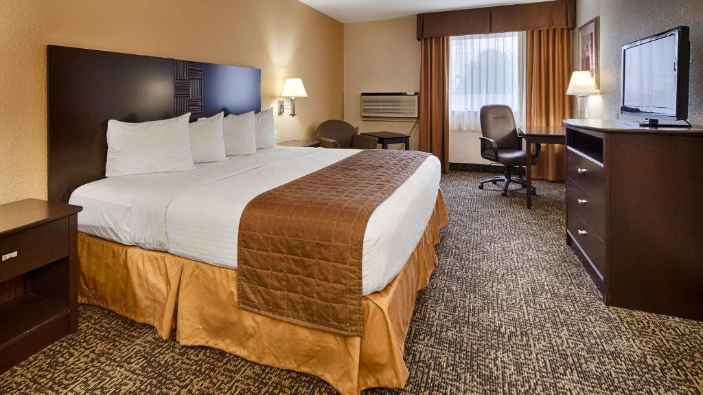 Best Western Elyria photo