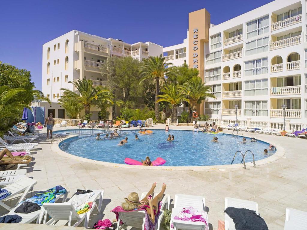 Piscina en o cerca de Aparthotel Reco des Sol