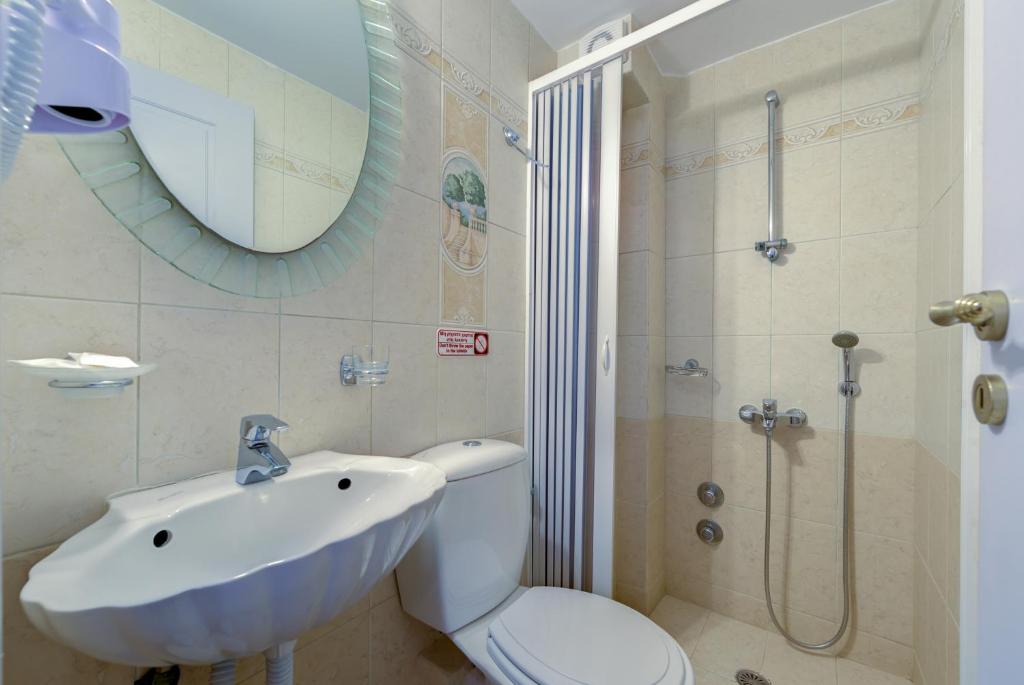 Koupelna v ubytování Ellinon Thea Boutique Hotel