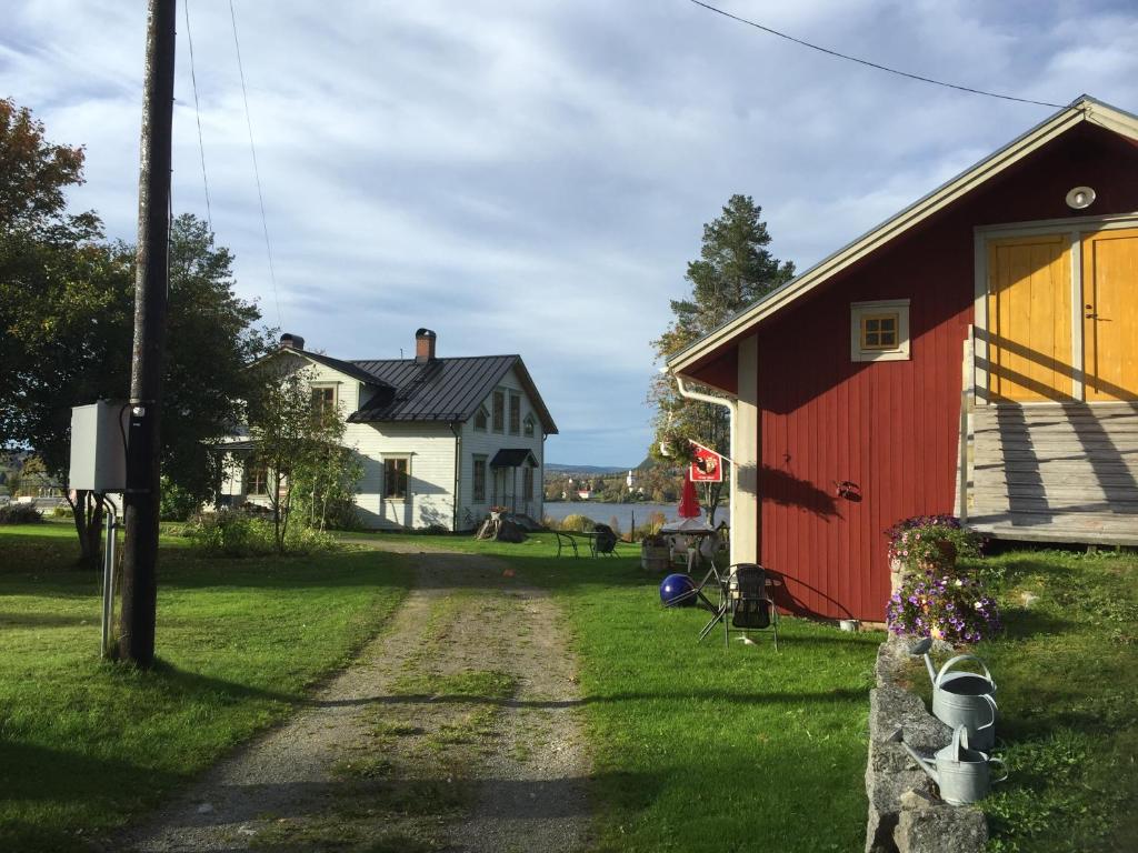 Plán poschodí v ubytovaní Höglunda Gård B&B Lantgård