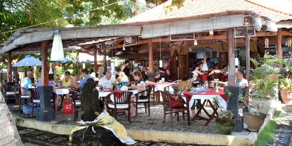 AMED CAFE & HOTEL KEBUN WAYAN, INDONÉSIA/BALI: 194 fotos