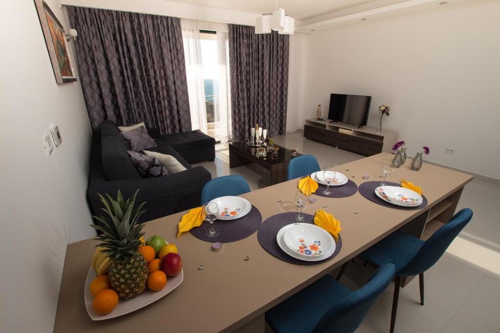 TV a/nebo společenská místnost v ubytování Apartment Ema Star