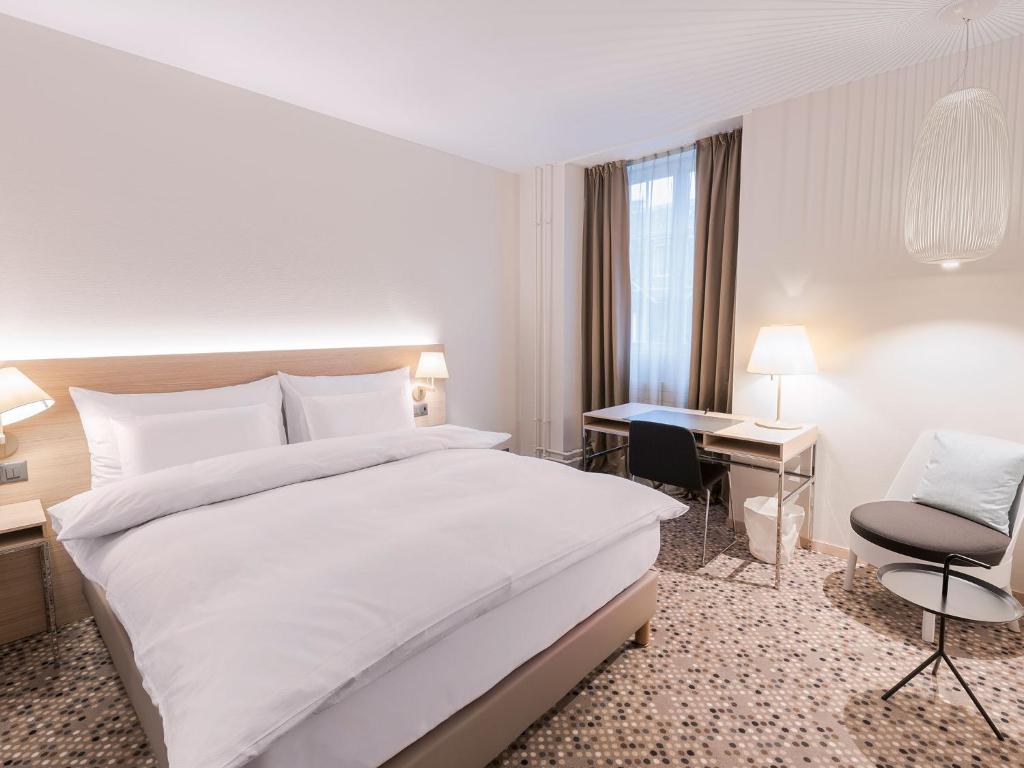 Hotel Savoy - Resim 28