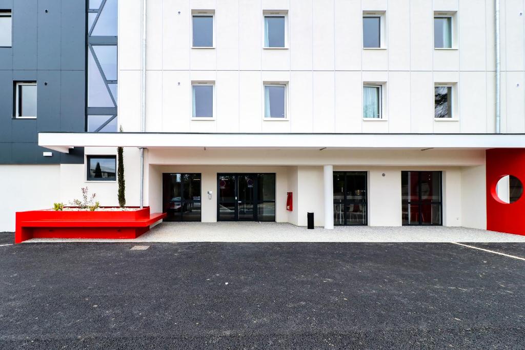 Budova, kde se hotel nachází