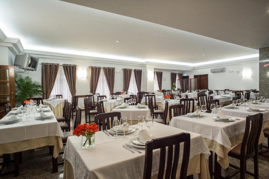 Restaurace v ubytování Hotel Boavista I