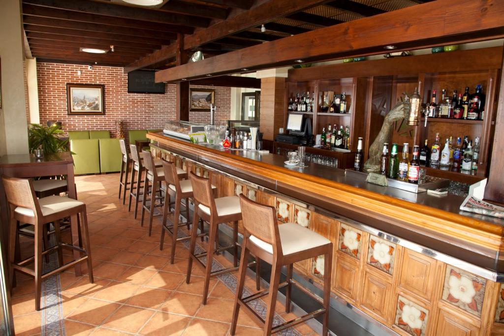 Lounge alebo bar v ubytovaní Hotel Tarik