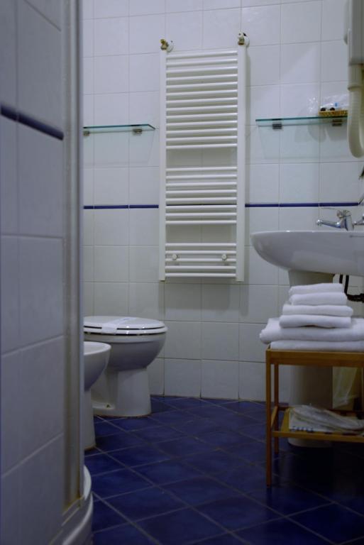 Koupelna v ubytování Hotel Morgana