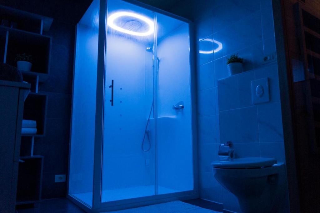 Koupelna v ubytování Hotel Adoma