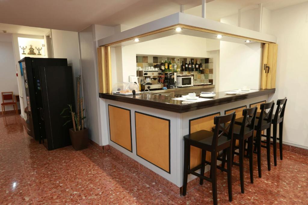 Hotel Alguer Camp Nou - Resim 42