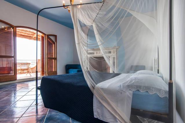 A bed or beds in a room at C'era una volta