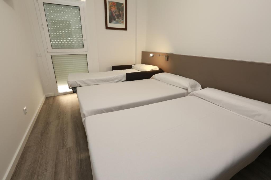Hotel Alguer Camp Nou - Resim 27