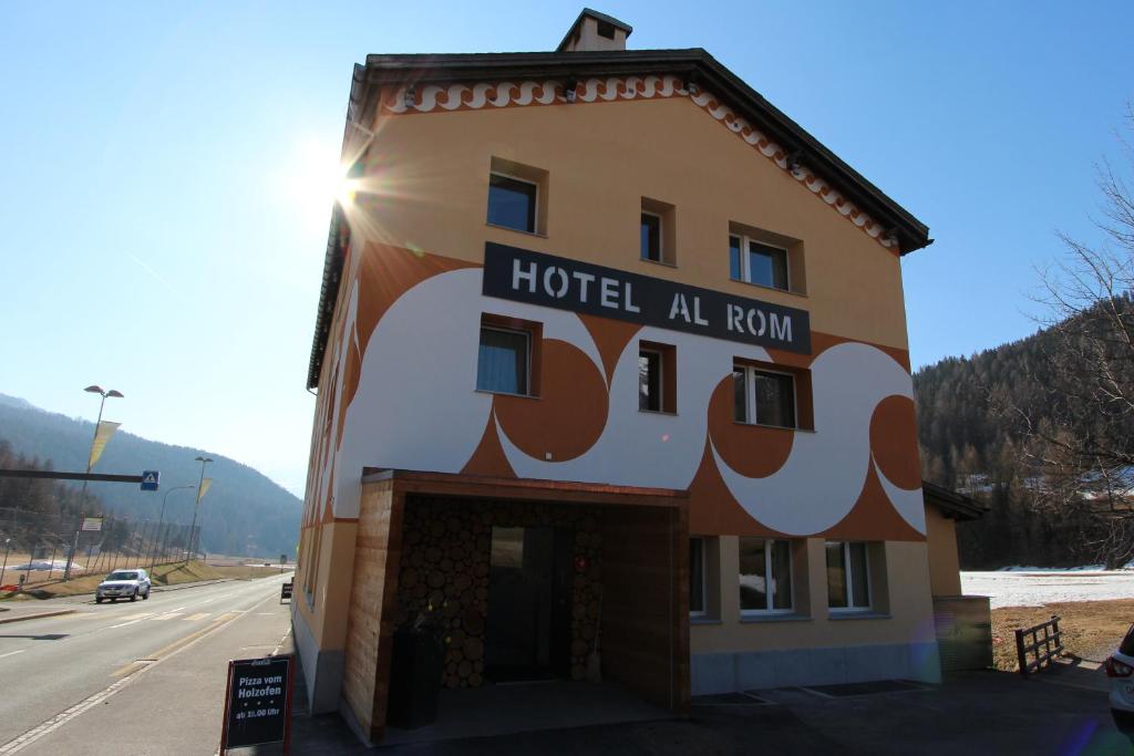 Nespecifikovaný výhled na hory nebo výhled na hory při pohledu z hotelu