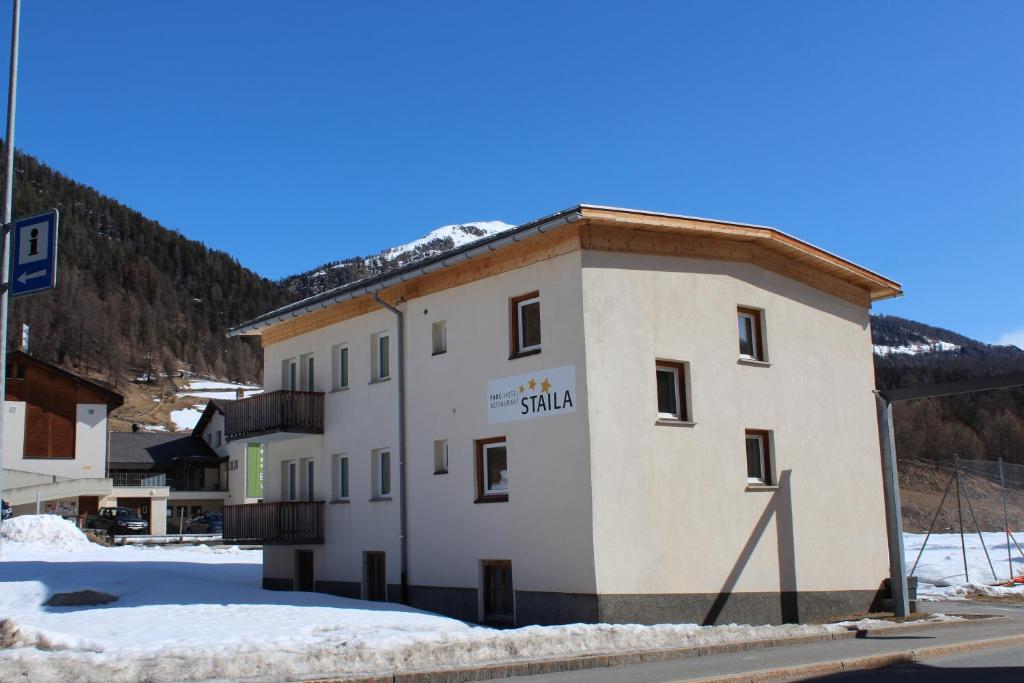 Nespecifikovaný výhled na hory nebo výhled na hory při pohledu z hotelu