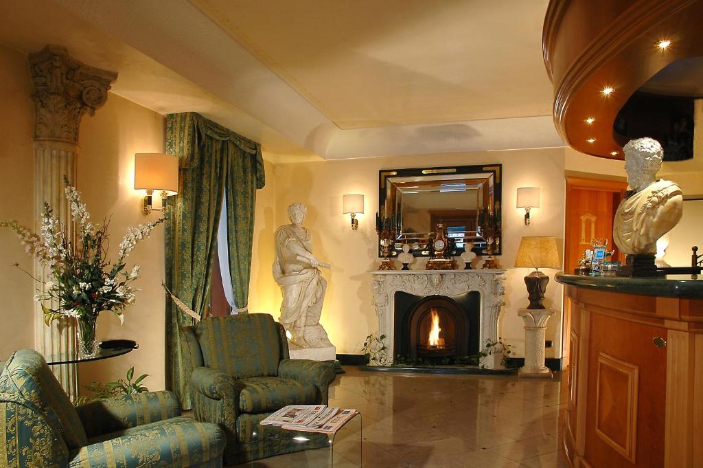 Posezení v ubytování Colonna Hotel