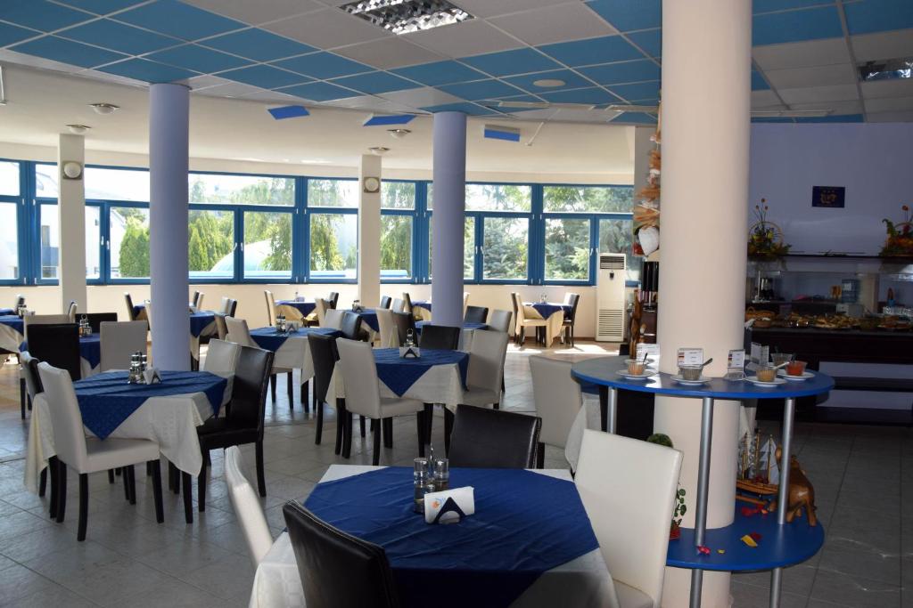 Restaurace v ubytování Sineva Park Hotel - All Inclusive