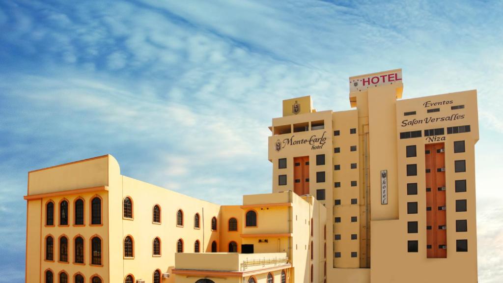 una representación de un hotel con dos edificios en Hotel Montecarlo, en Tampico