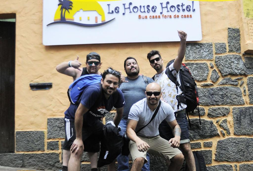  Le House Hostel