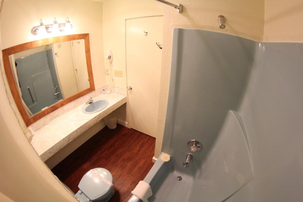 Sunset Surf Motel - Studio De Niveau Inférieur
