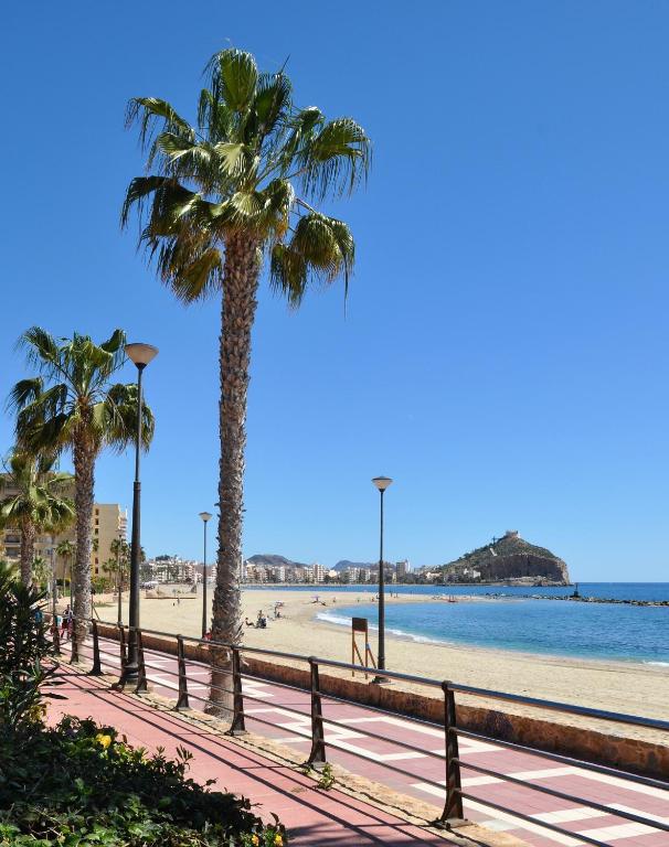 Booking.com: Apartment Mar De Pulpi Las Azaleas , San Juan de ...