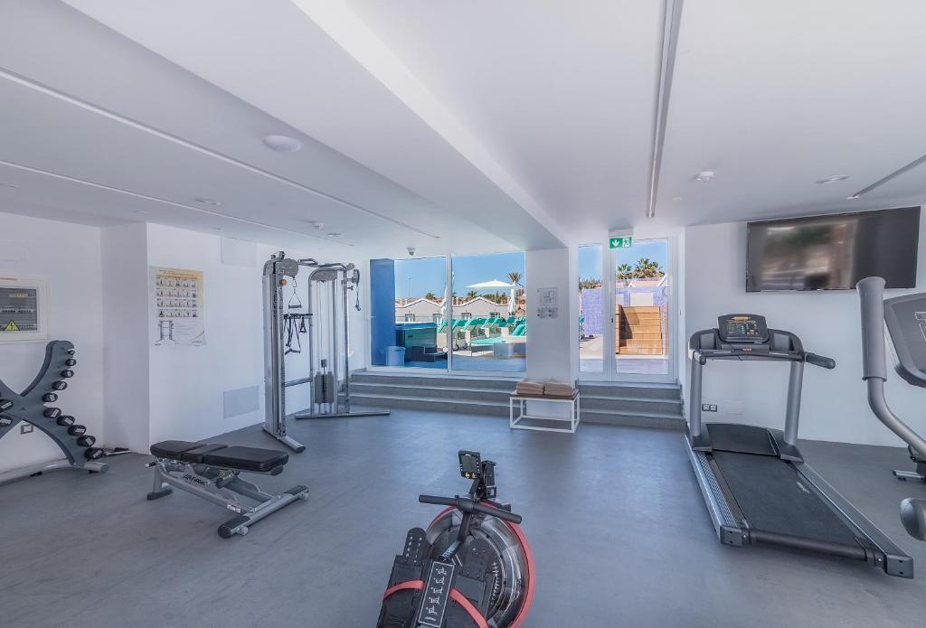 Fitness centrum a/nebo fitness zařízení v ubytování Hotel LIVVO Los Calderones - Adults recommended
