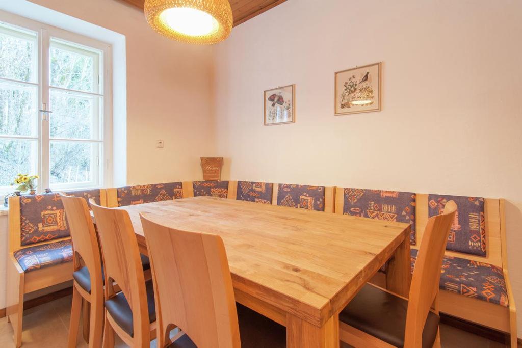 Posedenie v ubytovaní Das kleine Paradies