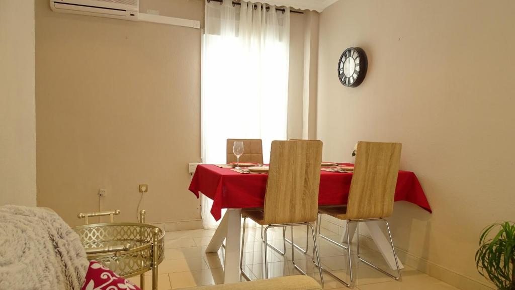 Posedenie v ubytovaní Cosy Caleta Apartment