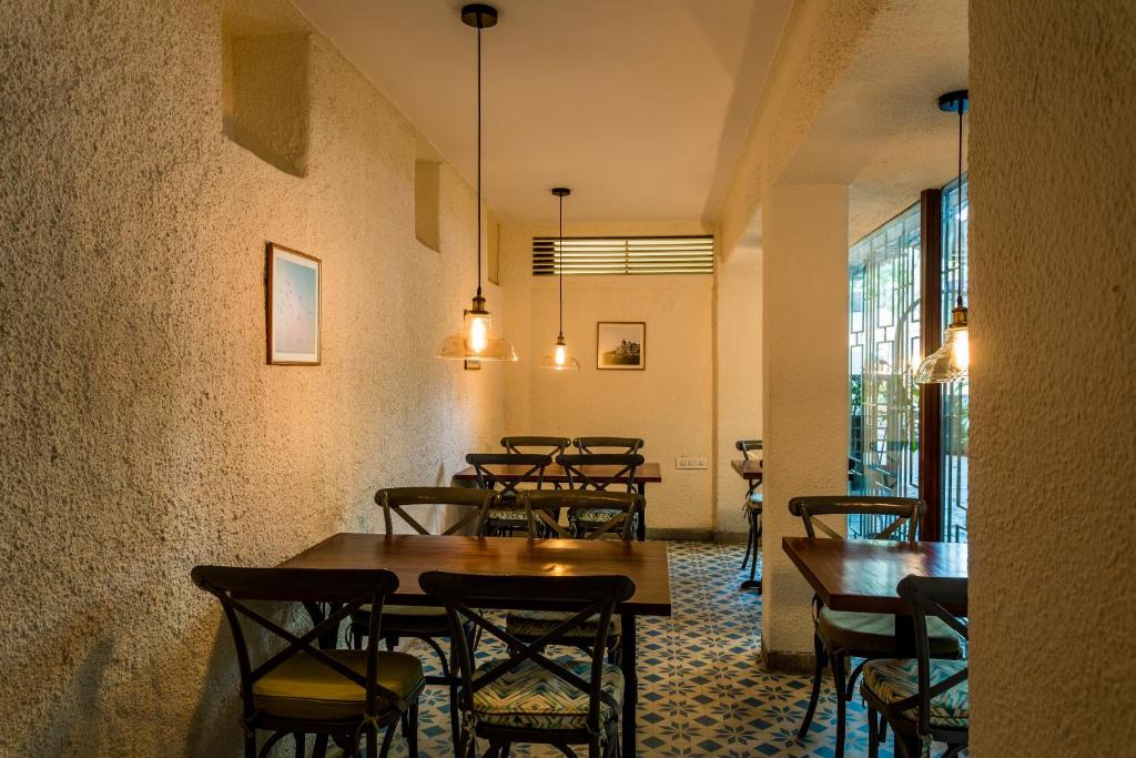 Posezení v ubytování Le Sutra Hotel, Khar, Mumbai