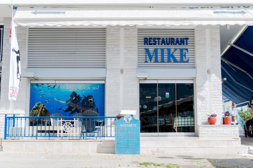 Fotografie z fotogalerie ubytování Hotel Mike v destinaci Epidauros