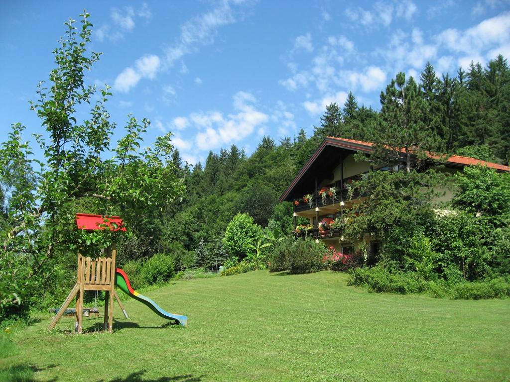 Herní místnost nebo prostor pro děti v ubytování Landhaus Schreier