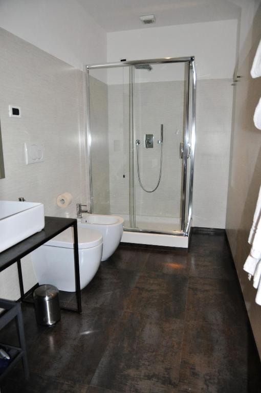 A bathroom at Cibele Bed&Breakfast