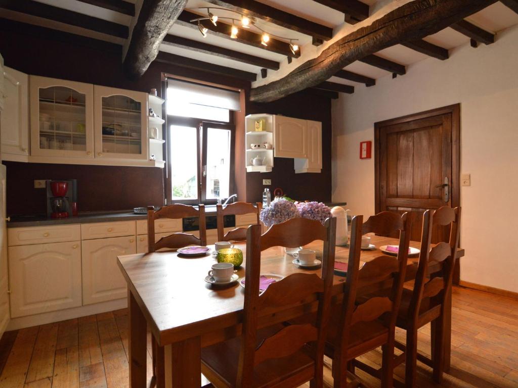 Posezení v ubytování Holiday home in Teuven with garden