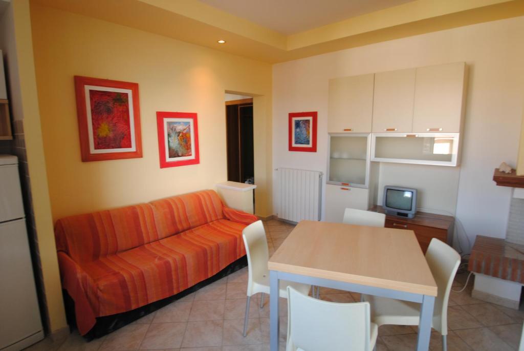 A kitchen or kitchenette at Villa Fiorella