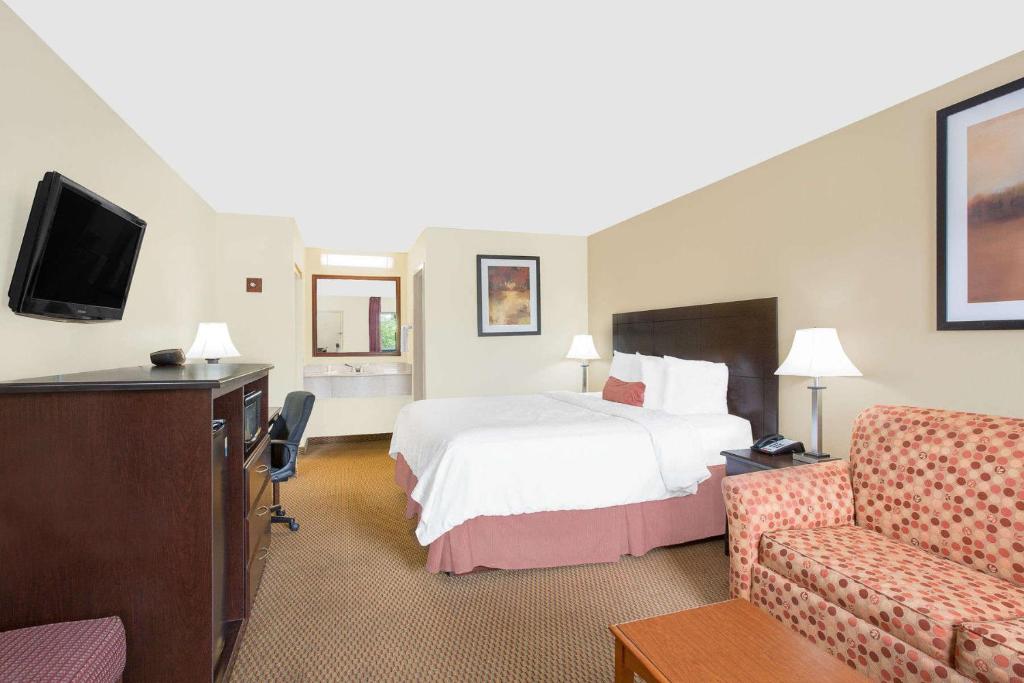 Baymont by Wyndham Greenville - Kamer Met Kingsize Bed - Niet-Rokers