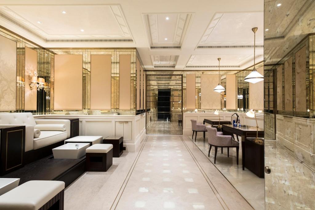 Posezení v ubytování The Lanesborough, Oetker Hotels