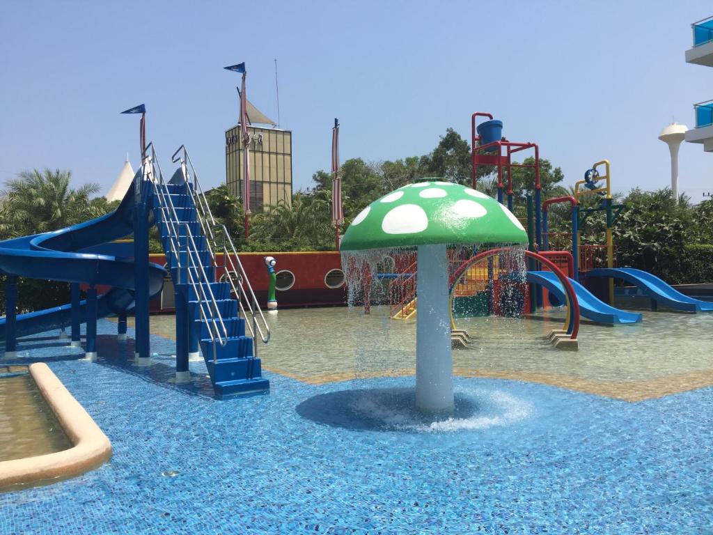 Bazén v ubytování my resort278 nebo v jeho okolí