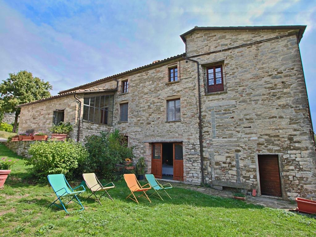 The building in which the holiday home is located