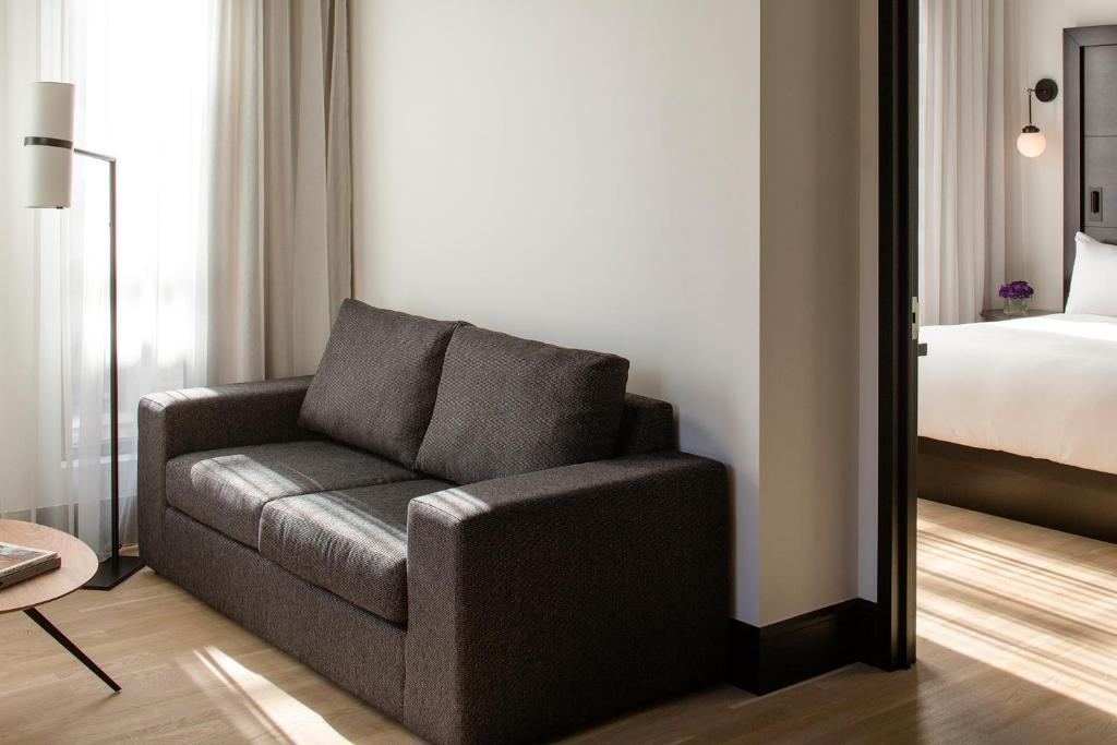 William Gray by Gray Collection - Resim 45