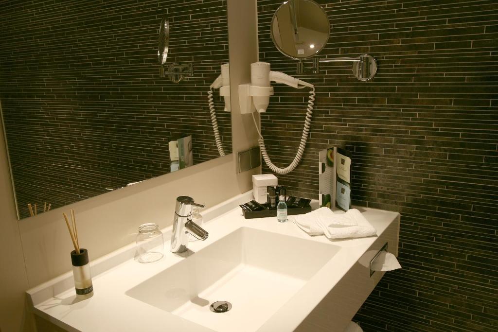 Congress Hotel am Stadtpark - Resim 36