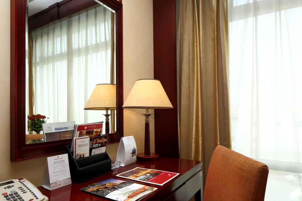 Ramada by Wyndham Hotel Riyadh - Twin Deluxe Room With Pool View - Smoking