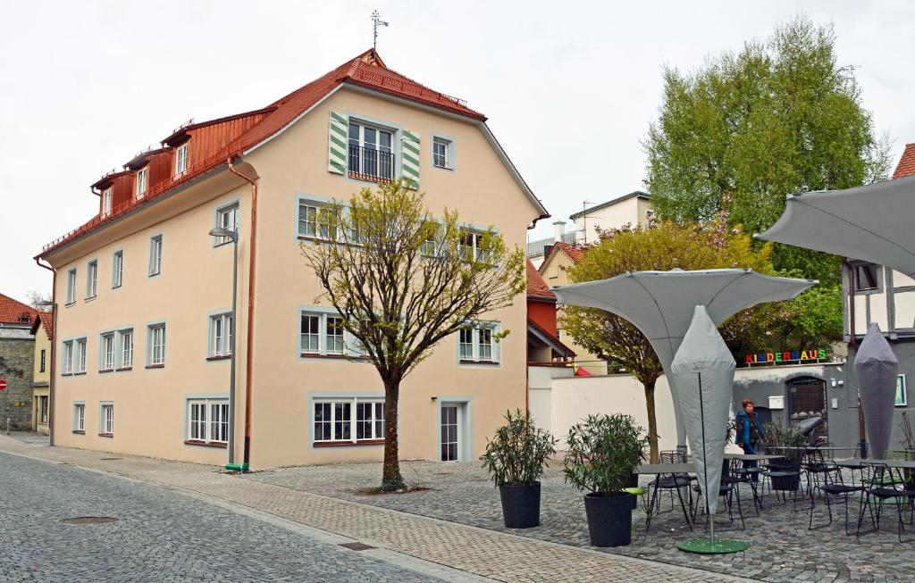 Budova, kde se hotel nachází