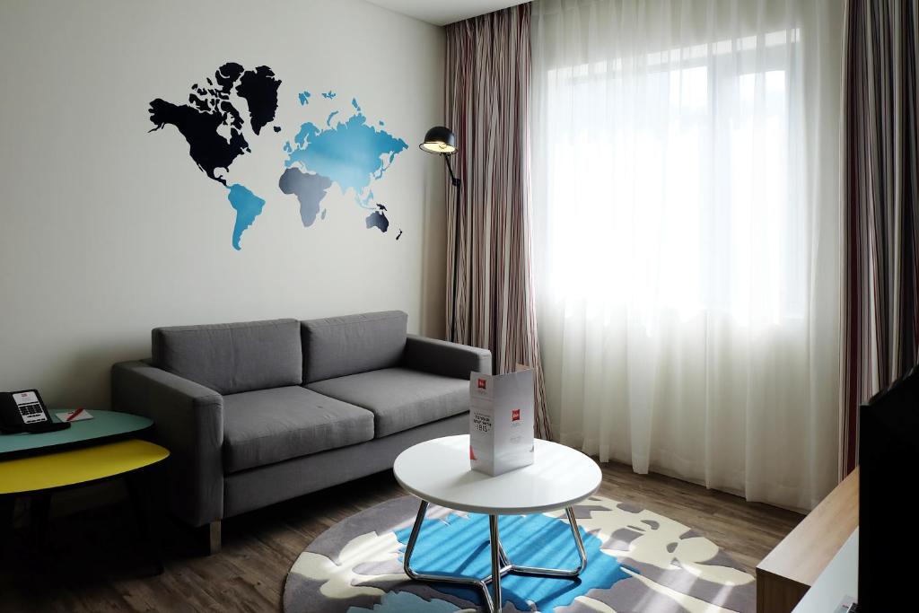 King Studio - Complimentary Round-trip Transfer to International Terminal upon request