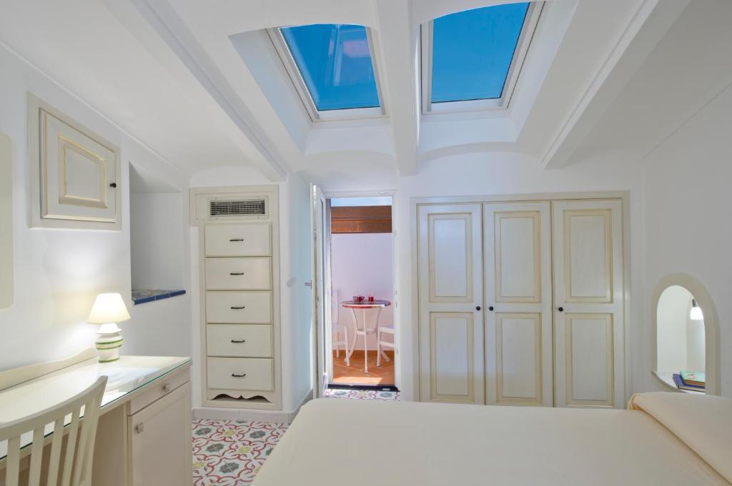 Albadamare Boutique Hotel - 8